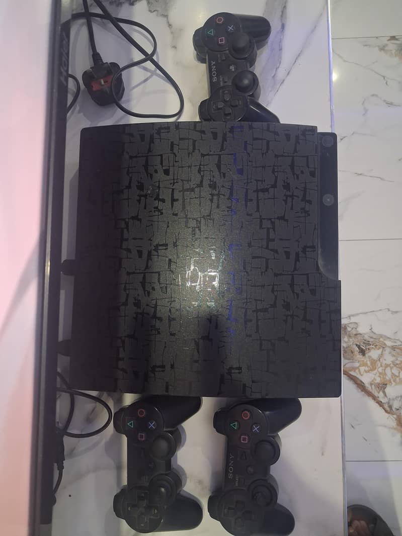PS 3 + CONTROLLER 0