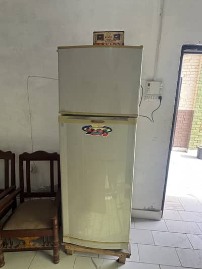 Dawlance Refrigerator for Sale – Rs. 40,000