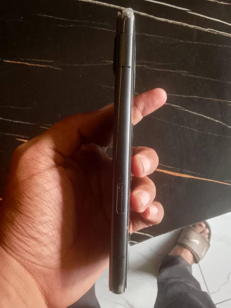 Google Pixel 7a 5