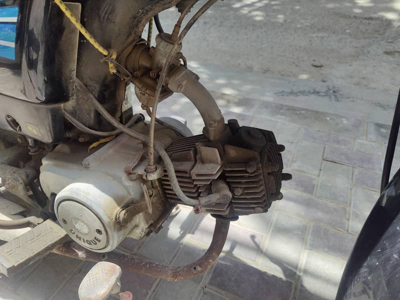 2014 Model Unique 70cc 4