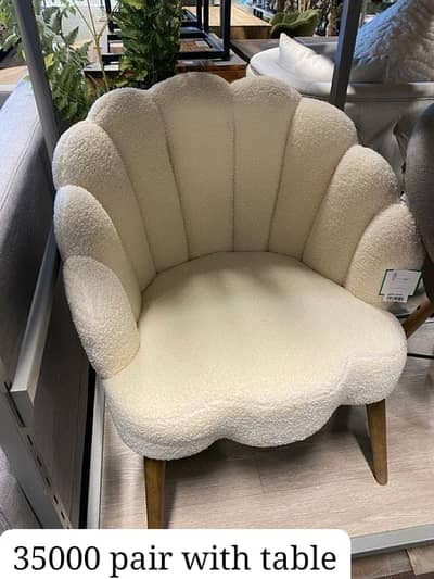 Chairs/Room chairs/Bedroom Chairs/Luxury Chairs/Chairs/Ottoman chairs