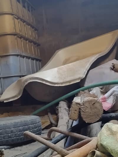 bath tub newer used