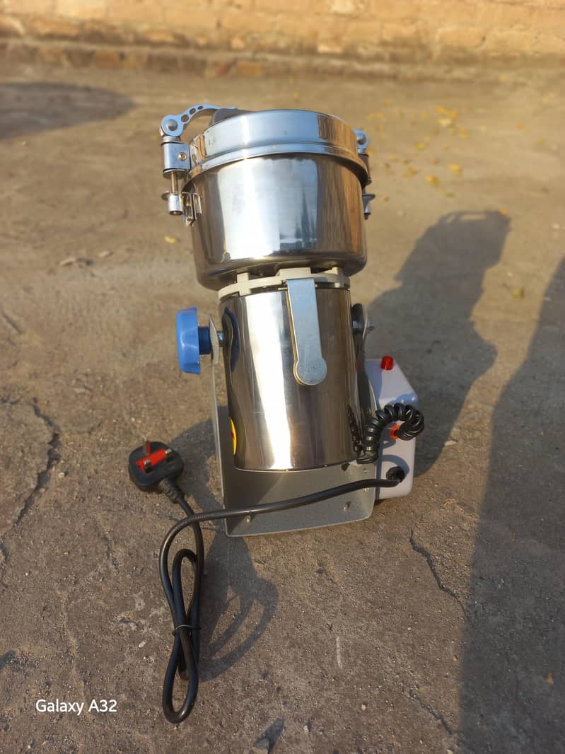Multifunctional Grinder machine 3