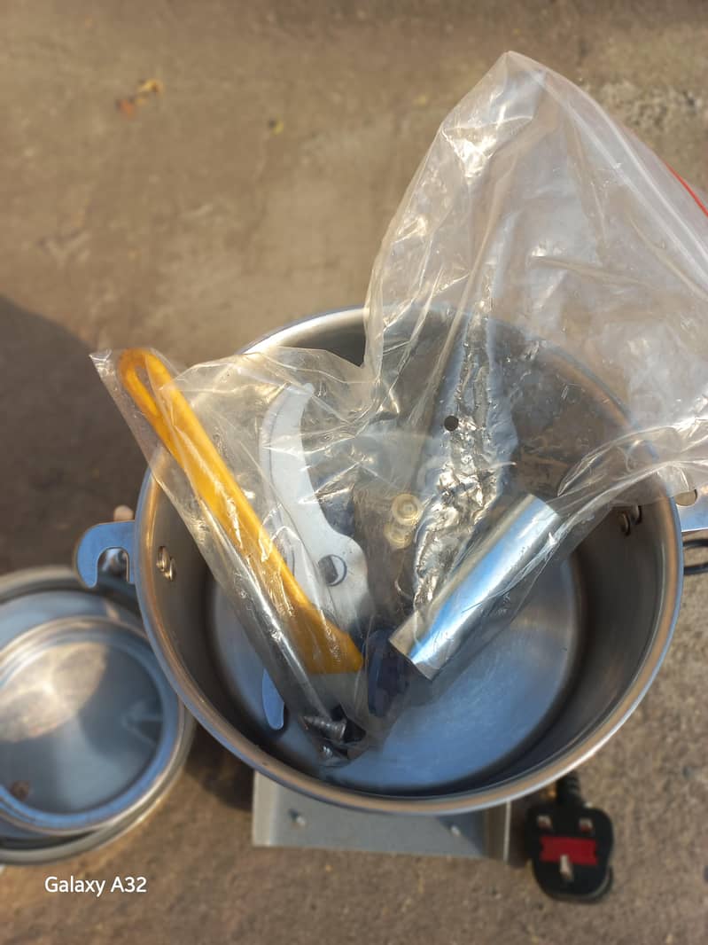 Multifunctional Grinder machine 7
