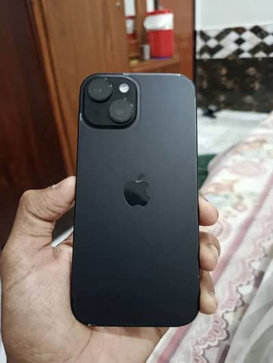 Apple iPhone 15
