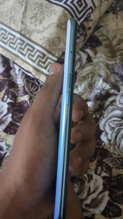 OPPO F15