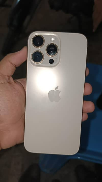 Apple iPhone 16 Pro Max