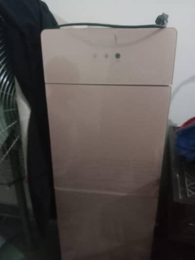 homage water dispender