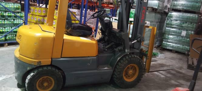 TCM 2.0 Ton Forklift - Nissan Petrol Engine - Excellent Condition