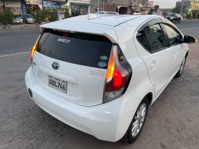 Toyota Aqua 2015