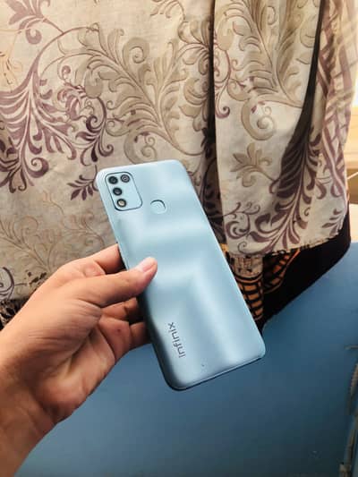 With box Infinix Hot 10 Play