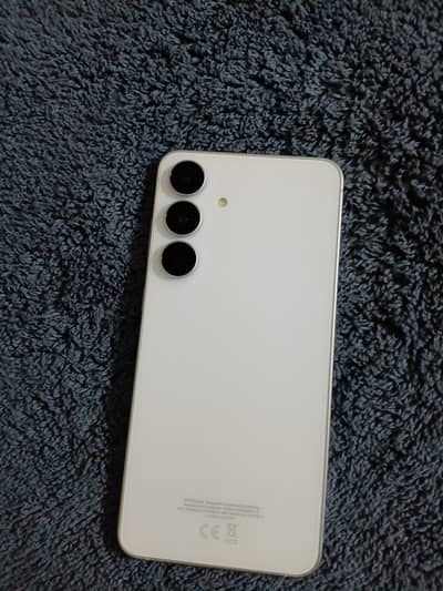 Samsung Mobile S25 FE