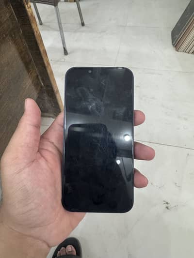 Apple iPhone 13