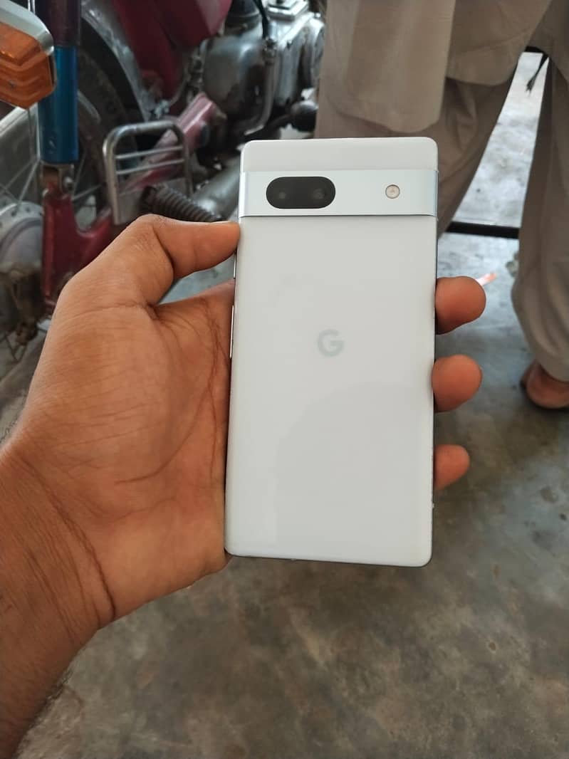Google Pixel 7a 4