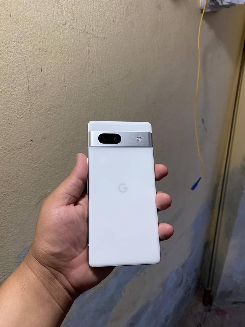 Google Pixel 7a 5