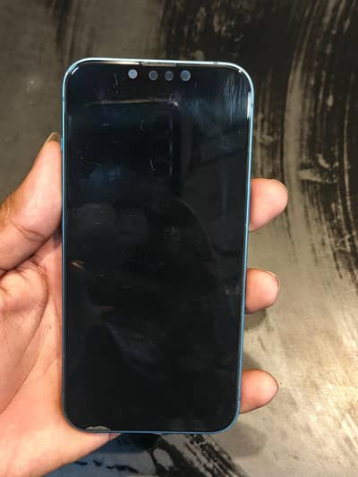 Apple iPhone 13