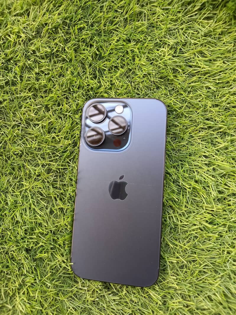 Iphone 15 pro 0