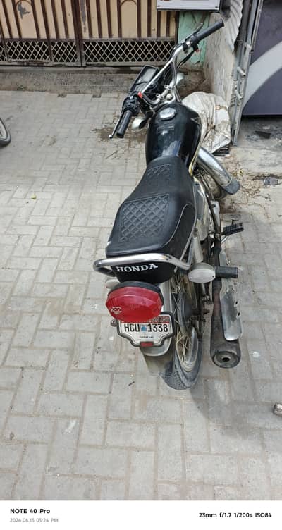 honda 125 self start  5 gear