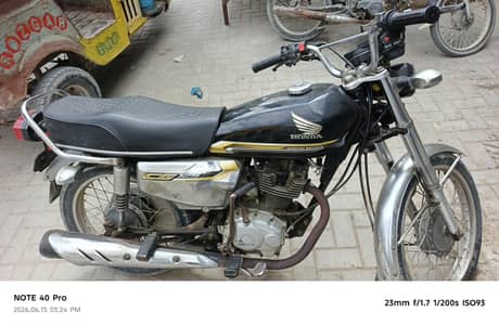 honda 125 self start  5 gear