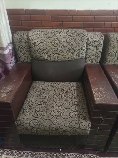 seater sofa (3 seated +1+1 seated)