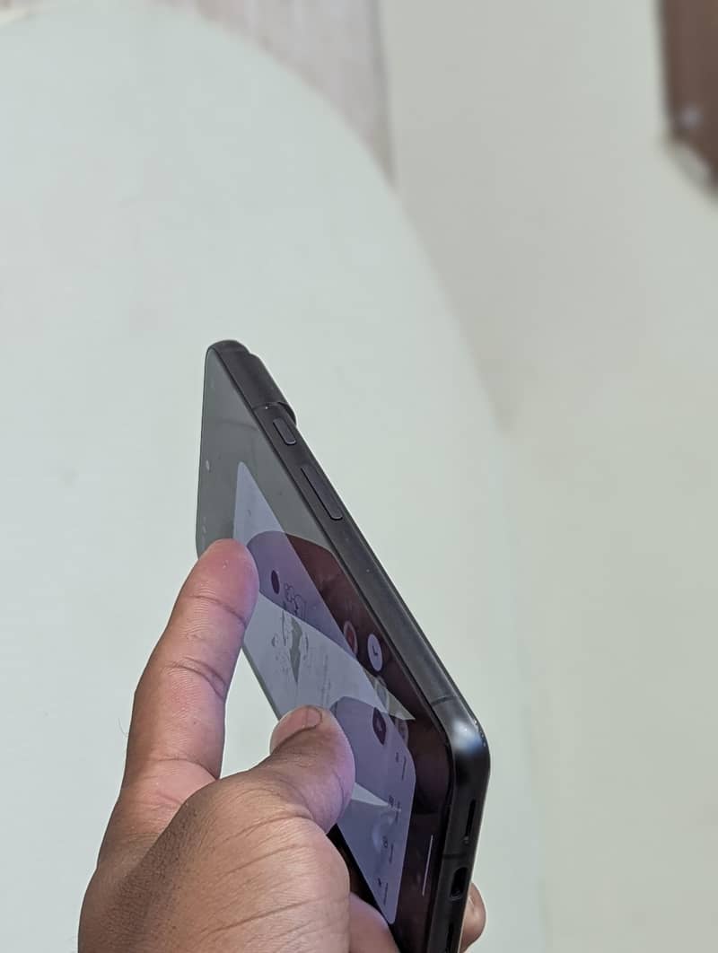 Google Pixel 8 2