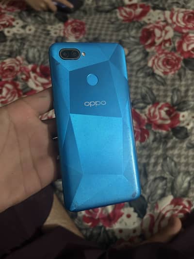 OPPO A12
