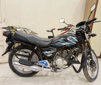 Suzuki gs 150 SE