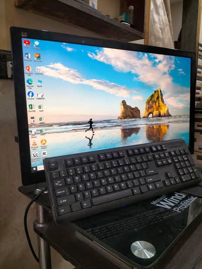 Fujitsu Core i5 4590S 8GB RAM Desktop PC