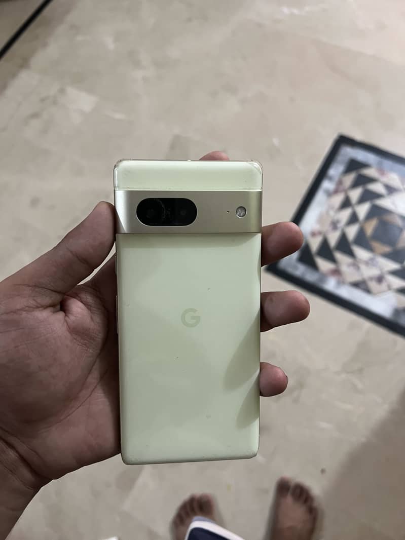 Google Pixel 7 5