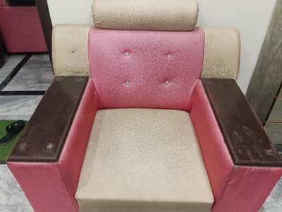 urgent sofa set