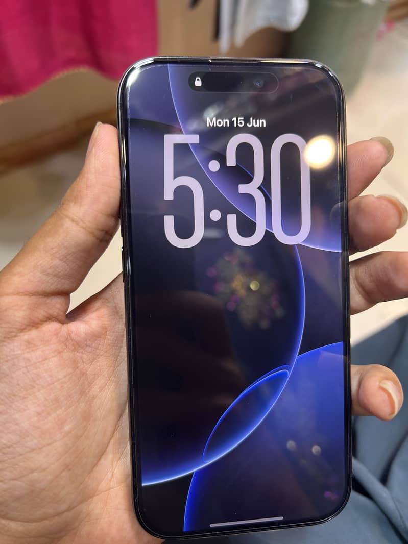 iPhone 16 Pro 6