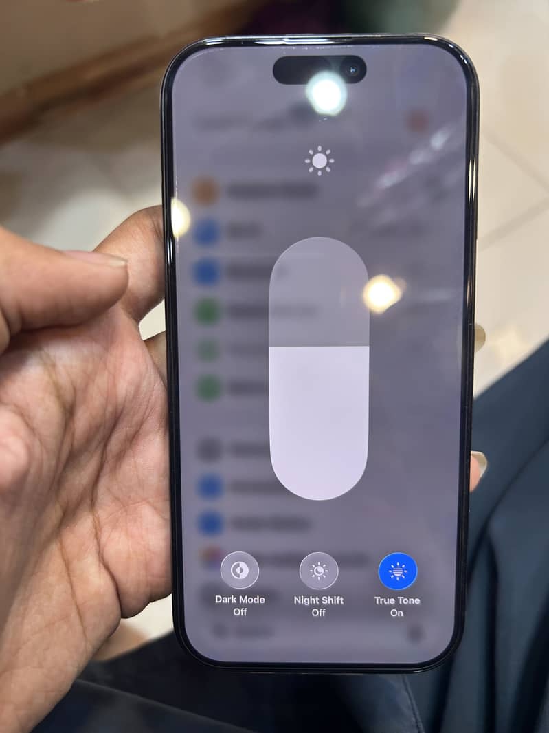 iPhone 16 Pro 8