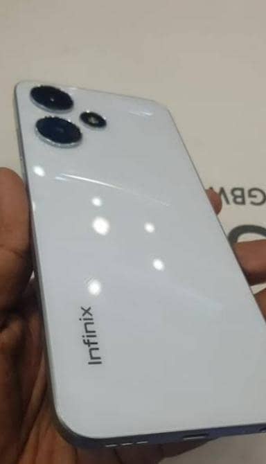 Infinix Hot 30 Play