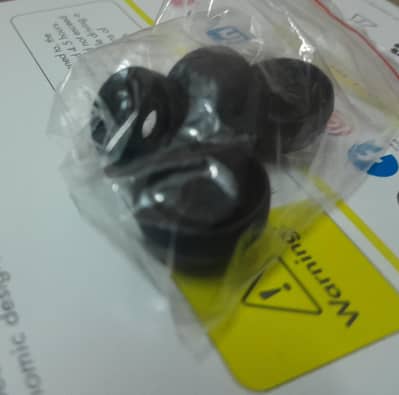 earphones