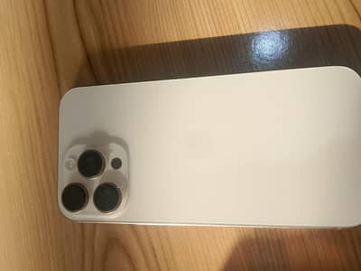 Apple iPhone 16 Pro Max