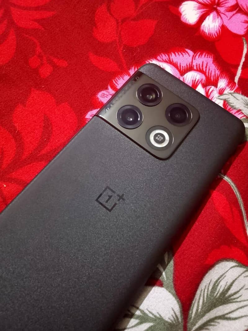One Plus 10 Pro 0