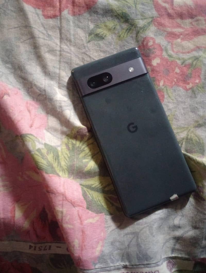Google Pixel 7a 2