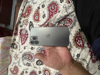 Apple iPhone 13 Pro Max 2 monts esim time