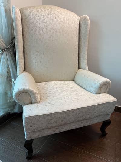 KING CHAIR WITH MATCHING OTTOMAN(Footrest)