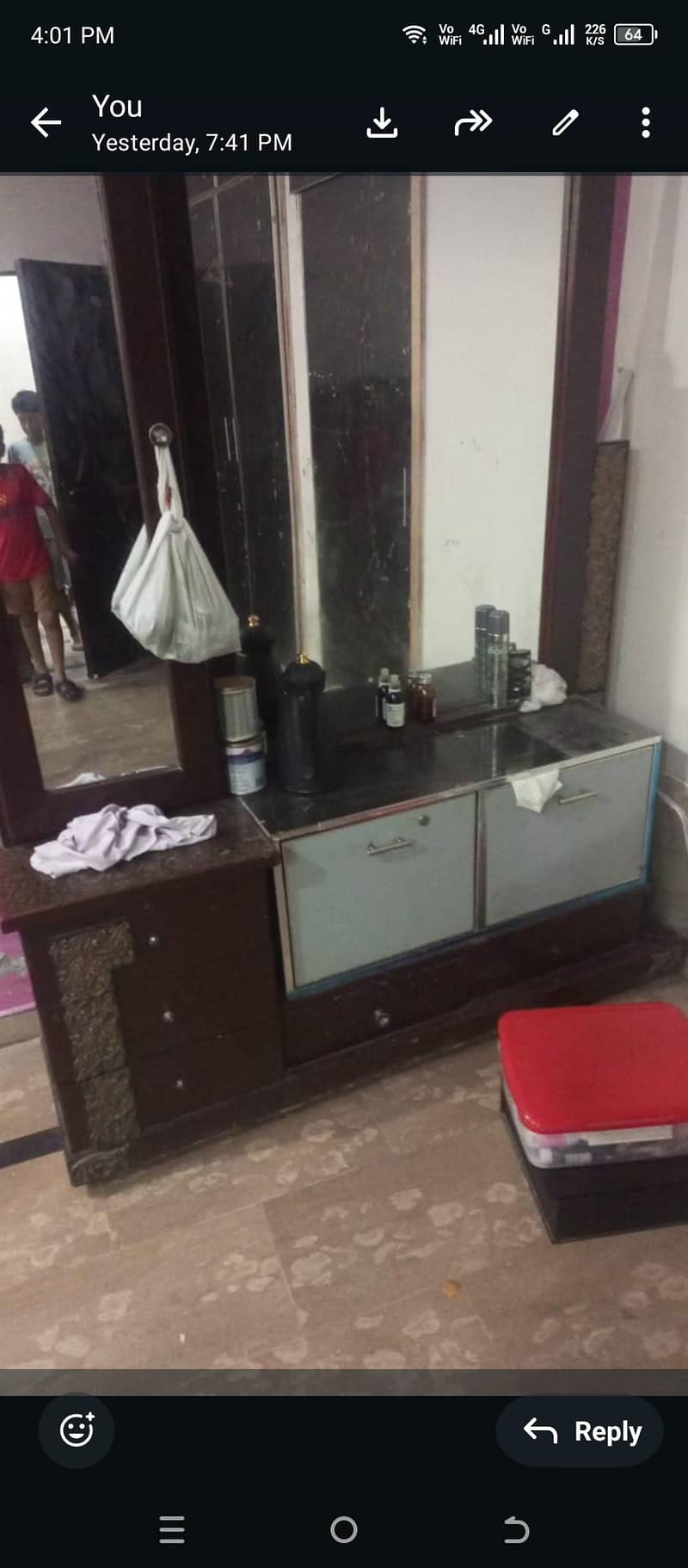Dressing table with full size mirrior bedroom furniture 1