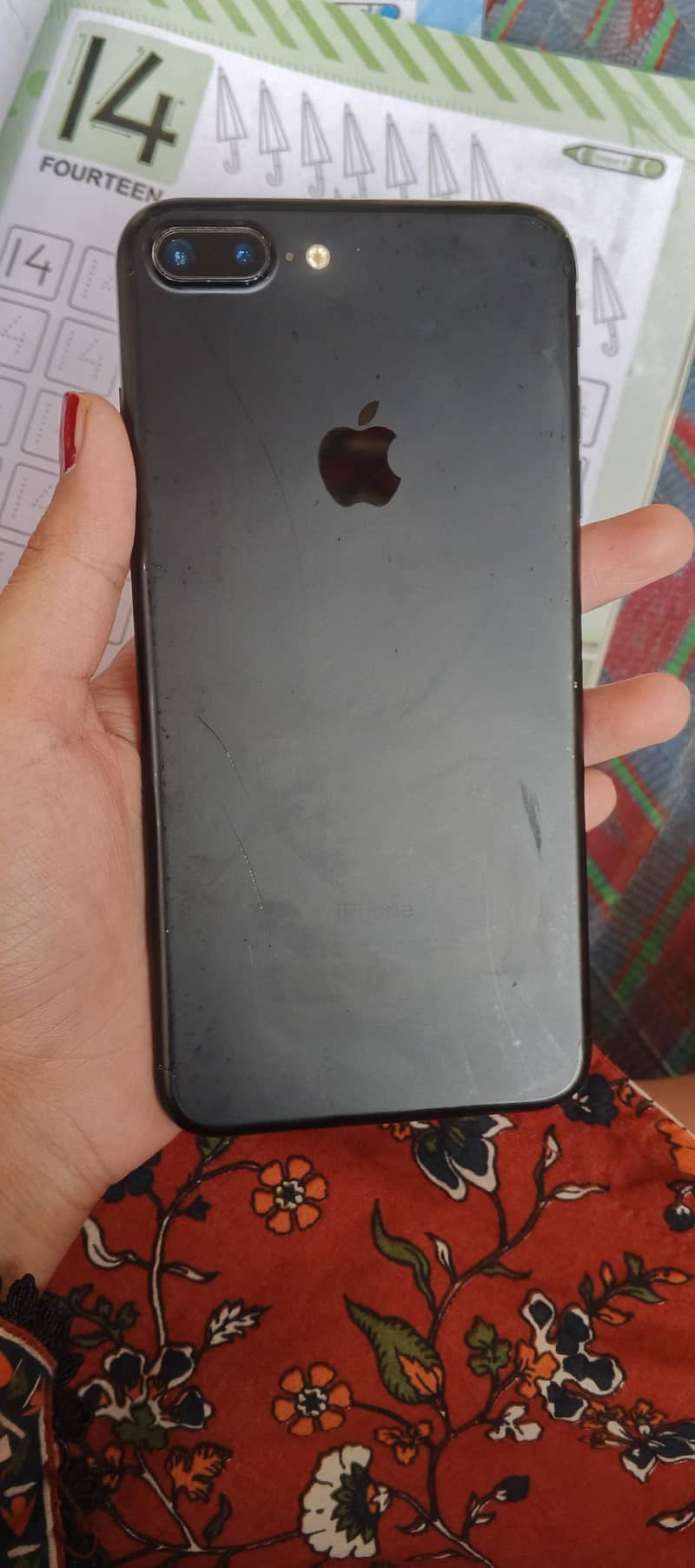 Apple iPhone 7 Plus 1