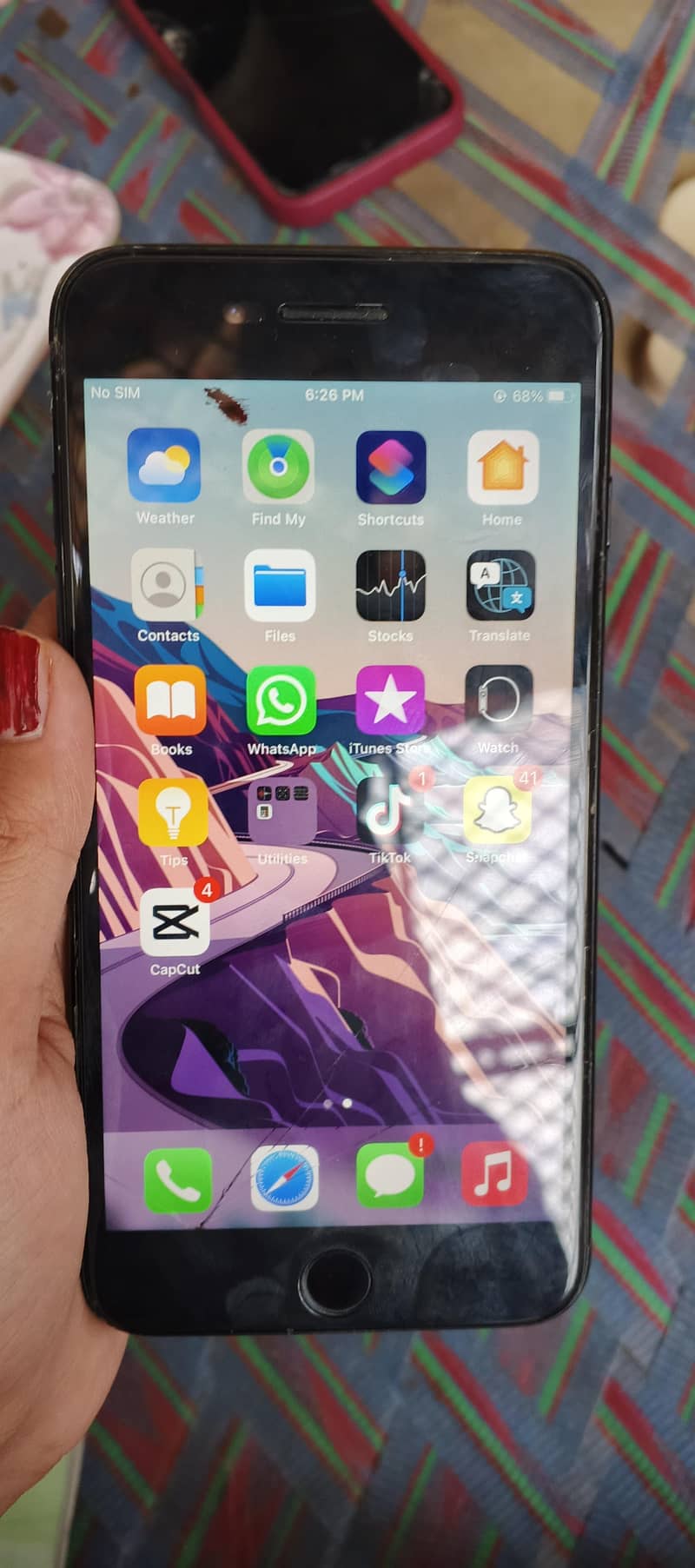 Apple iPhone 7 Plus 5