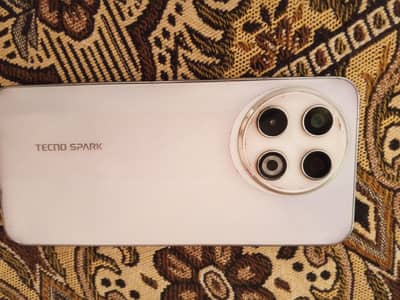 Tecno SPARK 30 Pro
