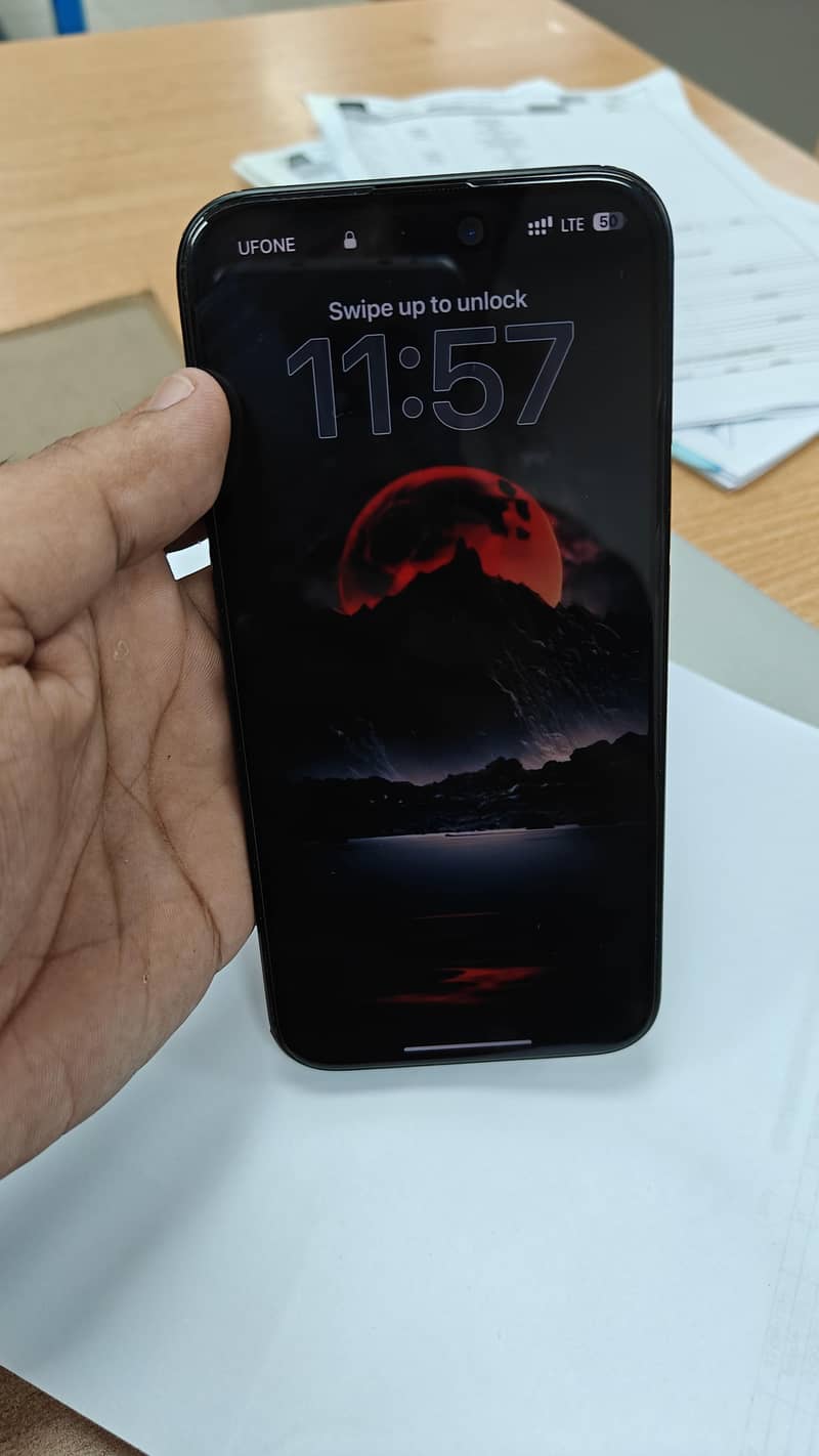 Apple iPhone 15 plus 2