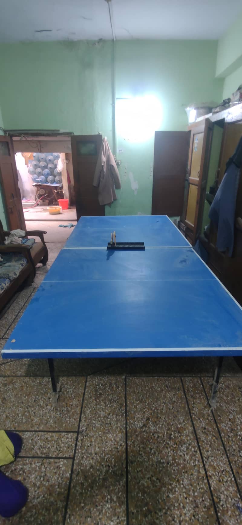 table tannis 0