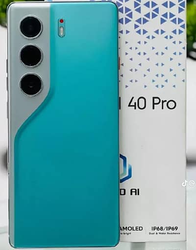Tecno CAMON 40 Pro