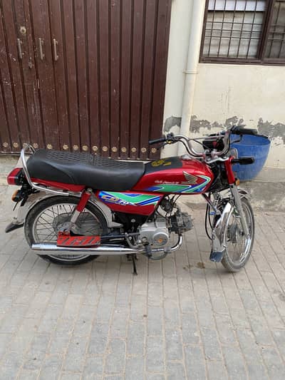 Honda cd 70 in lush  condition total orginal