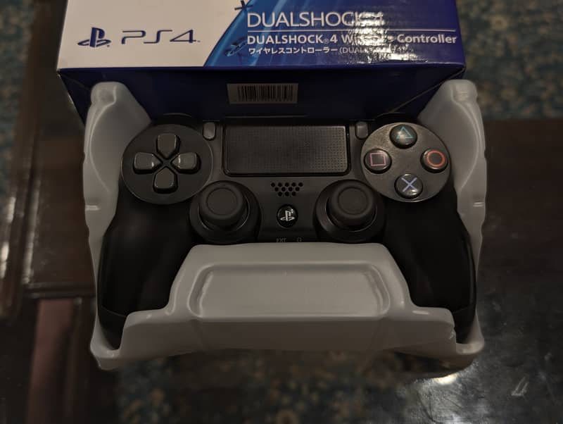 PS4 Controller 1