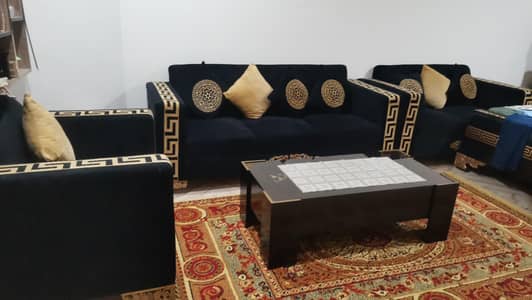 sofa set (neat and clean)