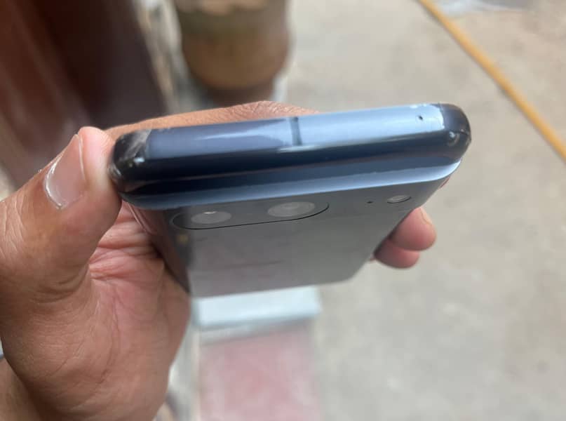 Google Pixel 8 2